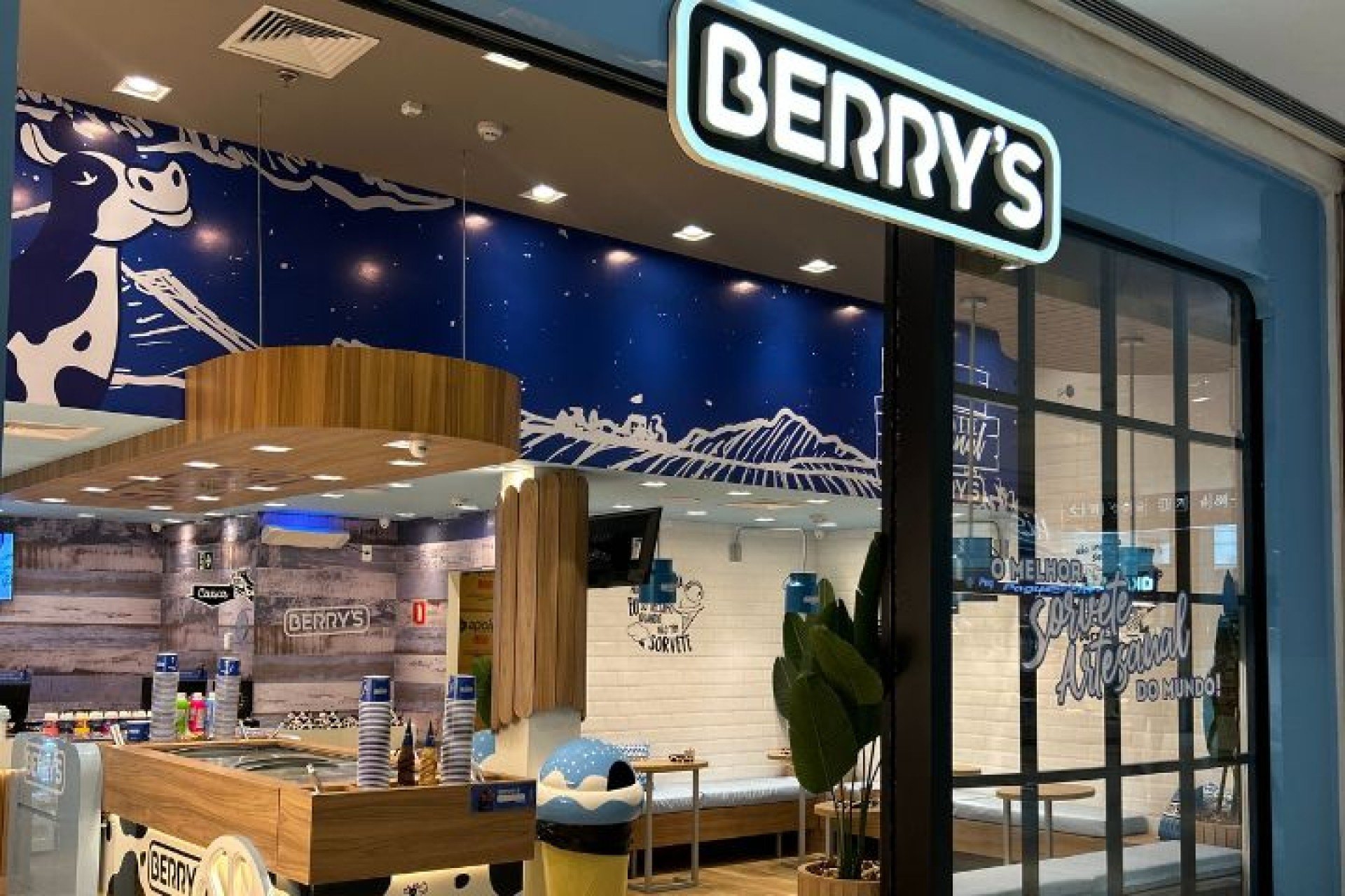 Manutenção de Fan-coil, Ar Condicionado para Shopping, Grupo Hermonex, Manutenção Corretiva Salvador, Engenharia de Climatização.